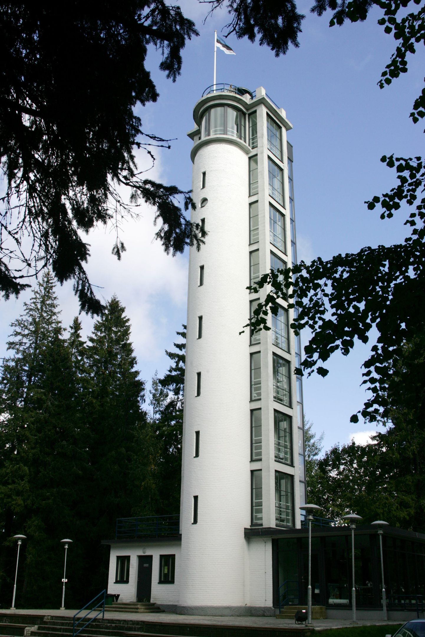 Наблюдательная башня на Суур-Мунамяги.