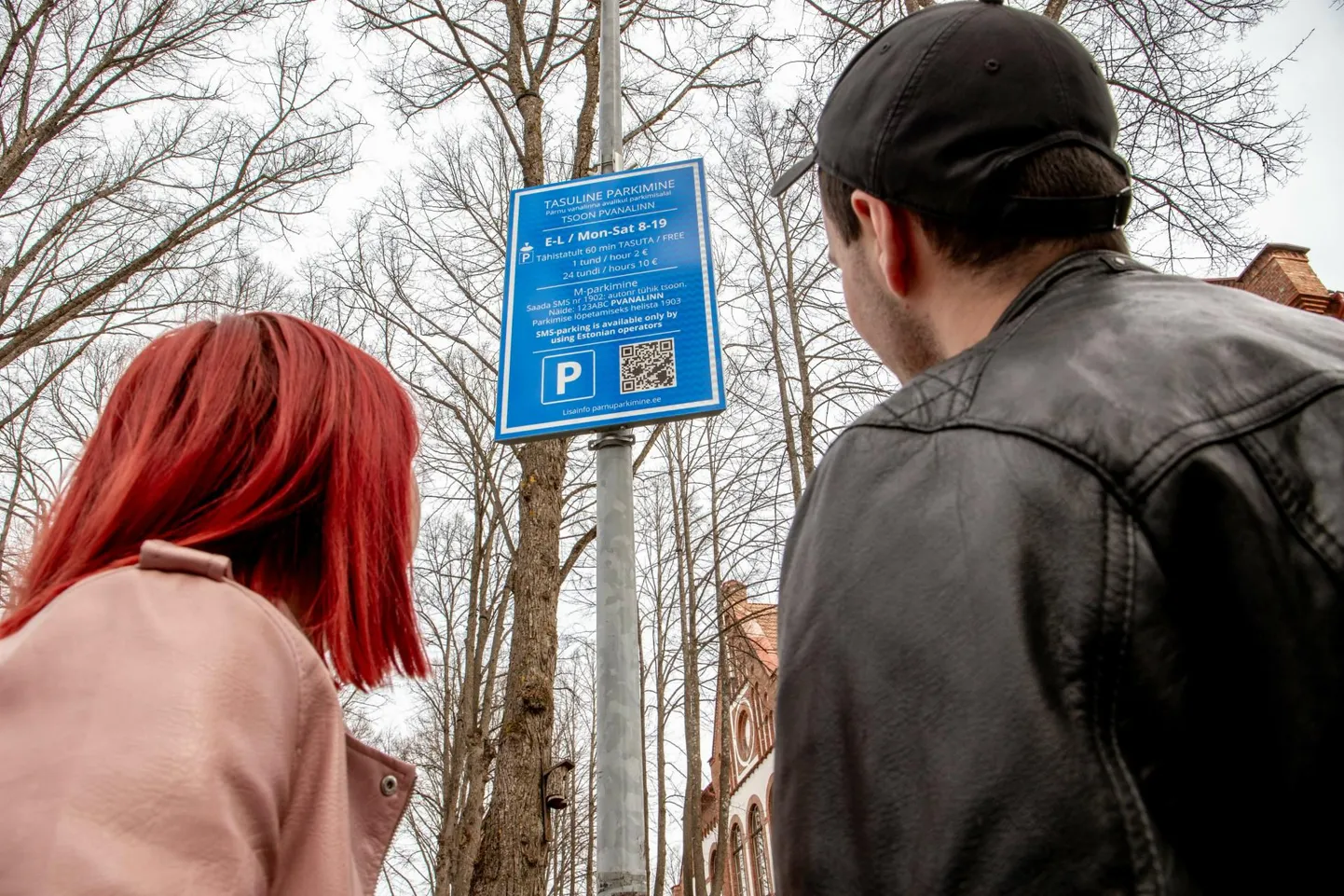 Pärnu uus parkimiskord pea kahekordistas parkimistasude  summa.