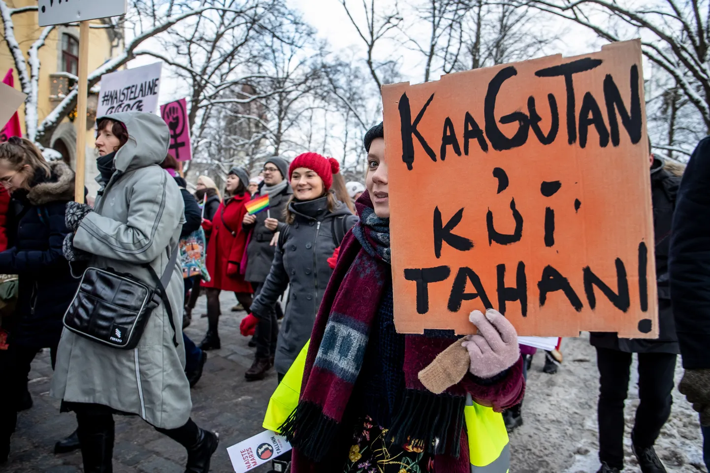 Naiste marss Tallinnas, mis muuhulgas võitles ka soolise palgalõhe vastu.