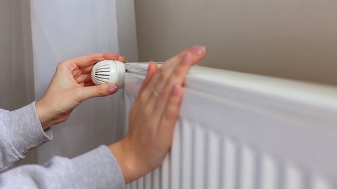 Dažādi vērtē ieceri ieviest regulētu tarifu neatkarīgajiem siltumenerģijas ražotājiem Rīgā