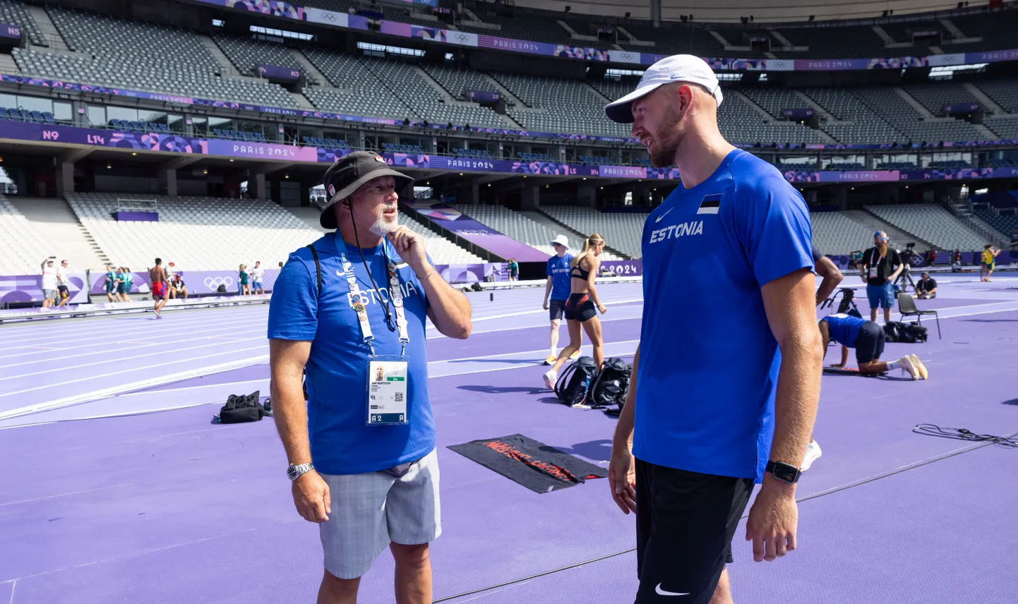 Karel Tilga (paremal) ja Jeff Huntoon tutvusid neljapäeval võistlusareeni, Stade France'iga.