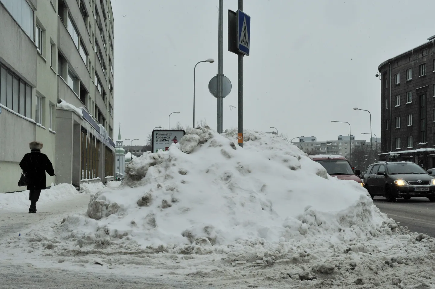 Lumehang Kaupmehe-Liivalaia nurgal.
