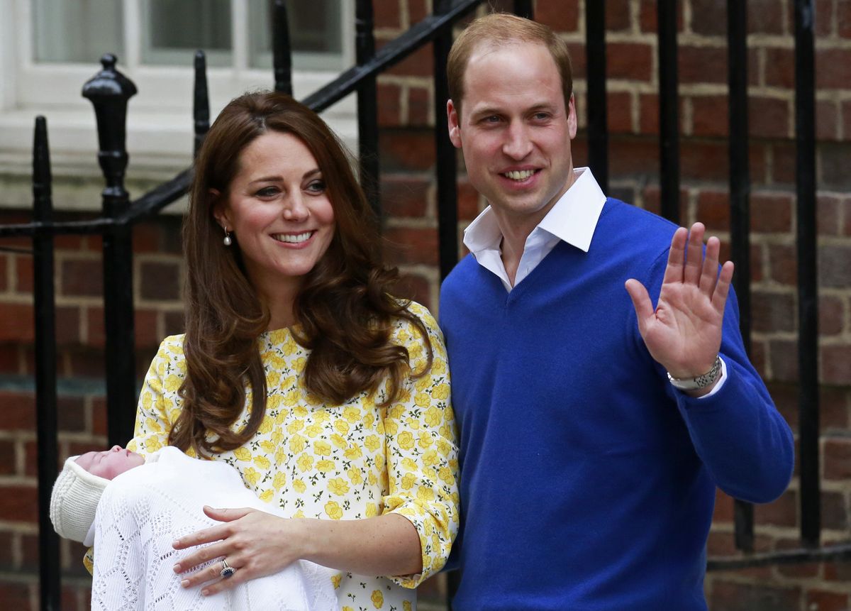 2015. gada 2. maijā Kembridžas hercogi sagaida savu otro atvasi - princesi Šarloti. Viņa ir ceturtā persona Apvienotās Karalistes monarhijas mantošanas līnijā pēc sava vectēva, tēva un brāļa, prinča Džordža.