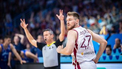 Artūram Kurucam pieci punkti zaudētā ACB mačā