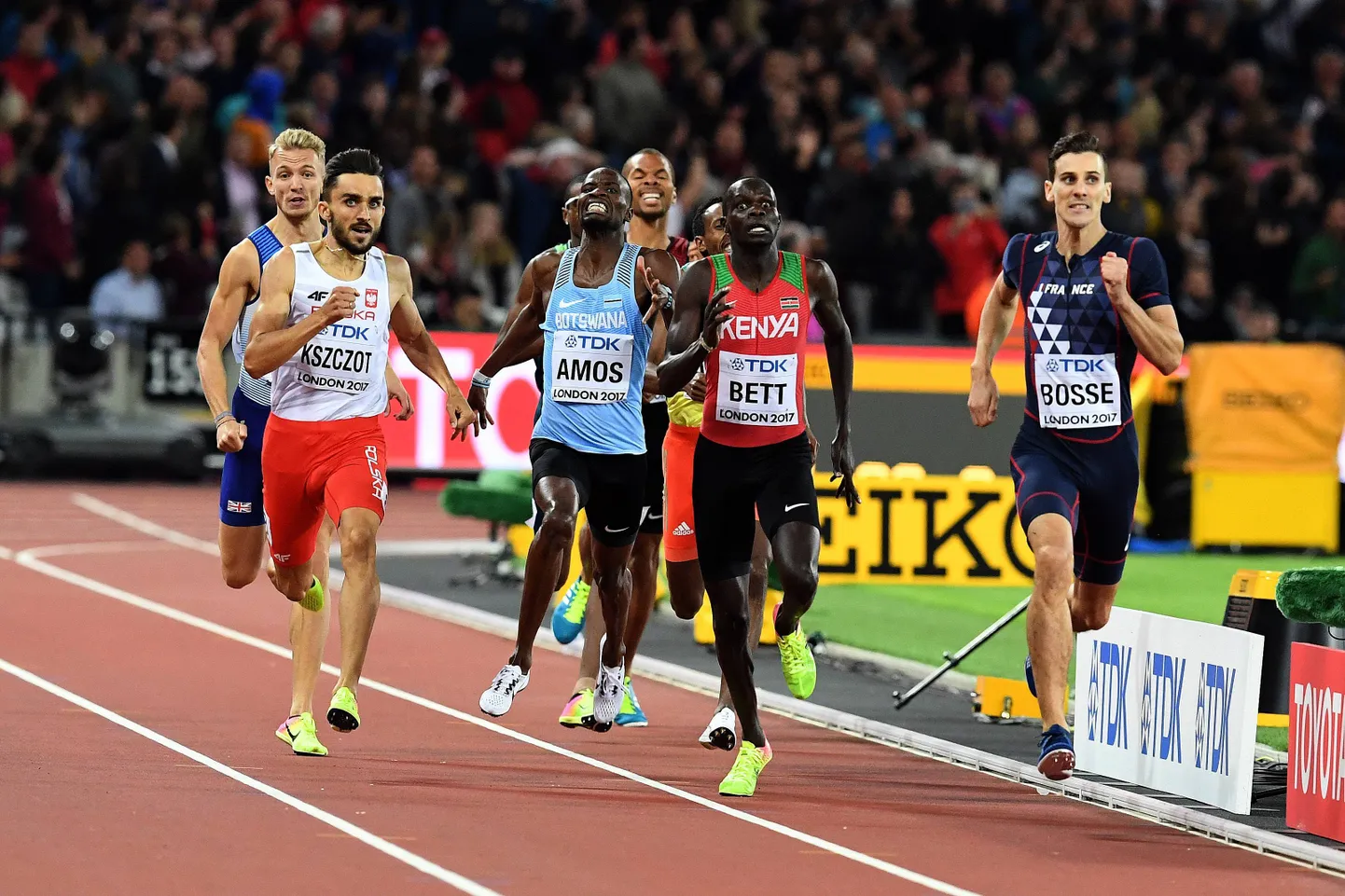 Kipyegon Bett teenis Londoni MMil Adam Kszczoti ja Pierre-Ambroise Bosse järel kolmanda koha.
