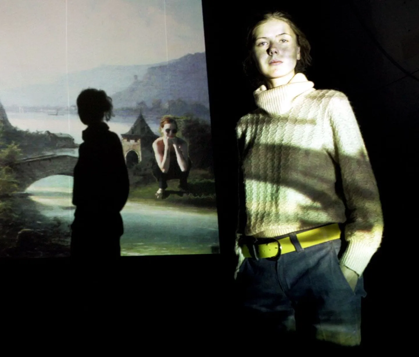Koreograaf Krõõt Juurak esineb täna avataval näitusel performance’iga «Autodomestication». Pildil on tal käsil projekt «Once Upon» Kanuti Gildi Saalis.