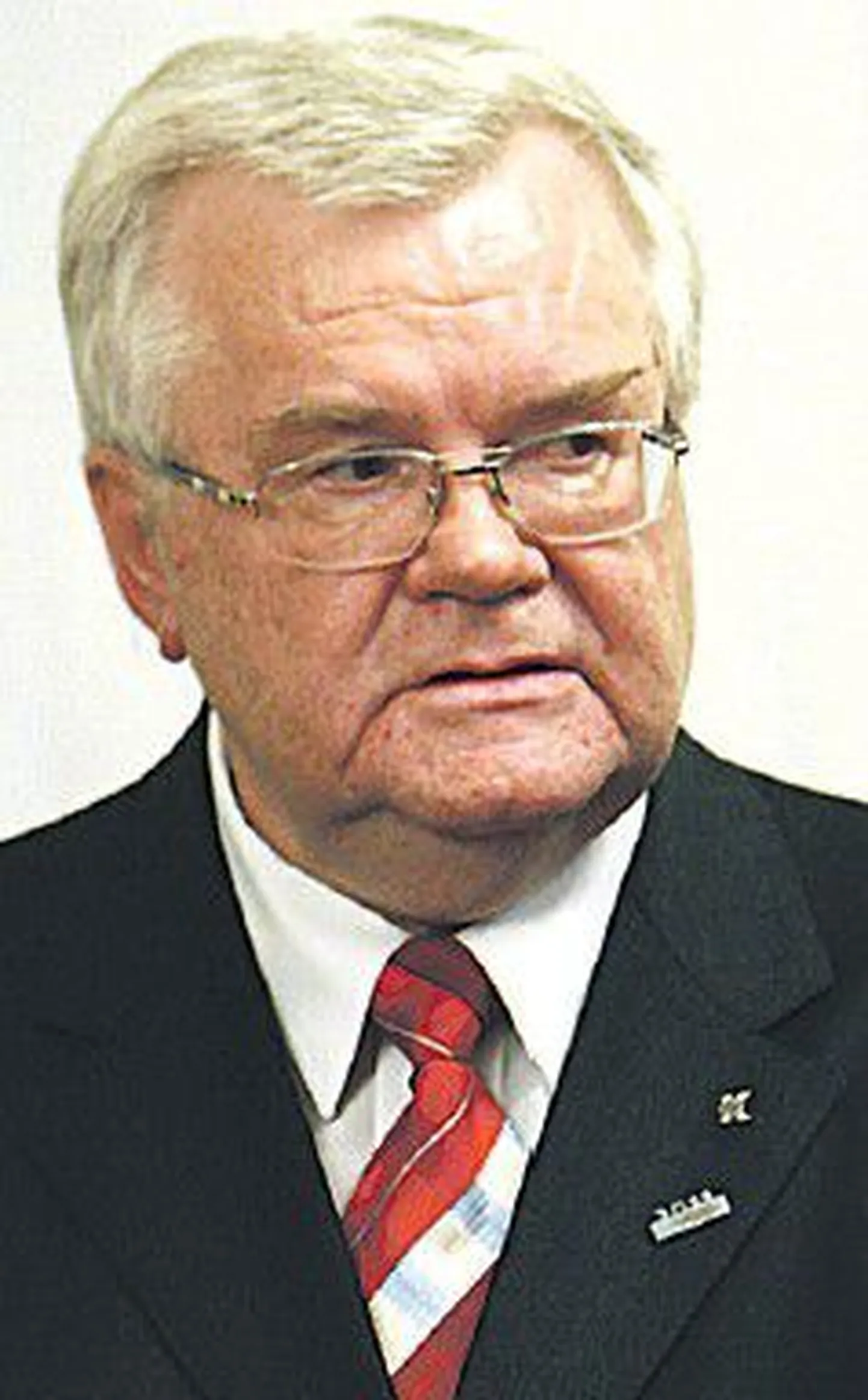 Эдгар Сависаар,
мэр города Таллинна,
председатель Центристской партии