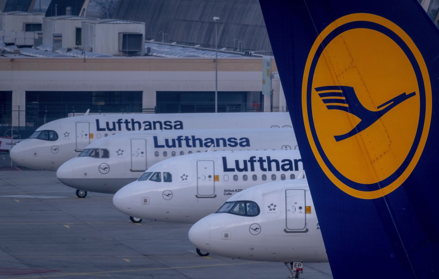 Самолеты Lufthansa в аэропорту Франкфурта. 7 марта 2024 года.