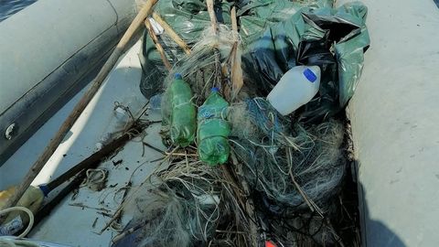 Võrtsjärv ootab kummitusvõrkudest vabanemist