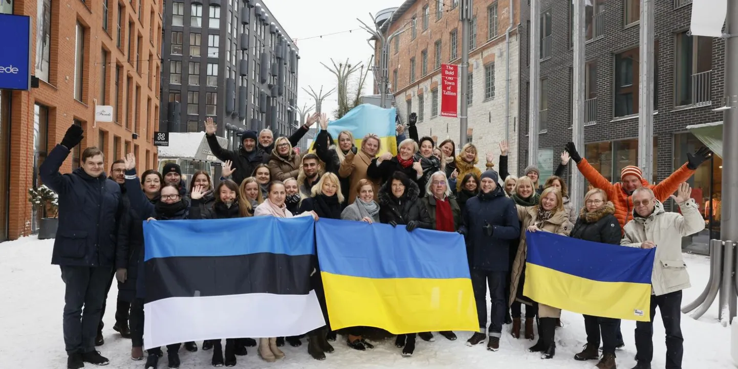 Академия цифрового управления поддерживает цифровую трансформацию Украины.