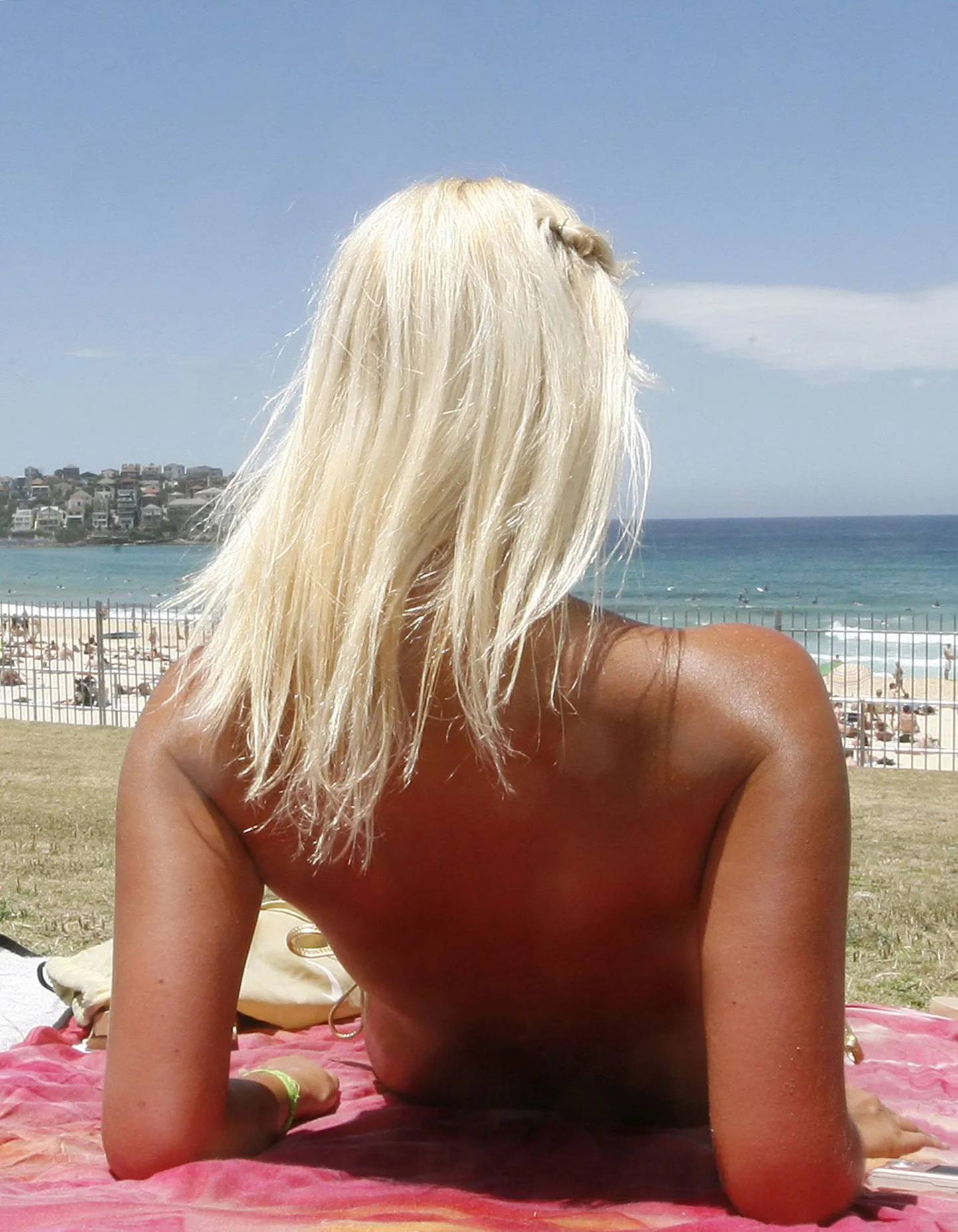 Topless Tour liikumisest on saanud internetifenomen