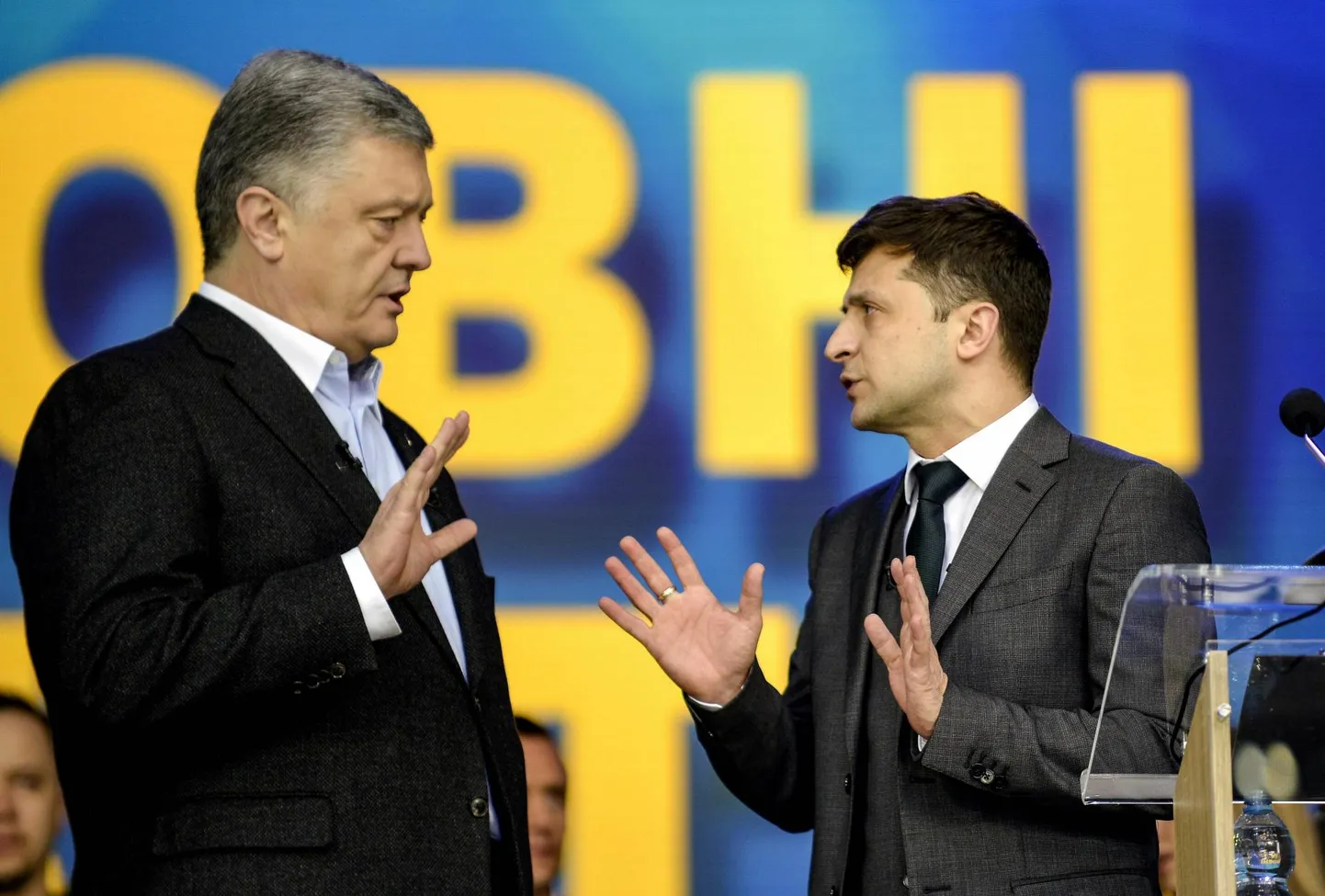 Petro Porošenko ja Volodõmõr Zelenskõi debatt 2019. aasta aprillis Kiievi olümpiastaadionil. 