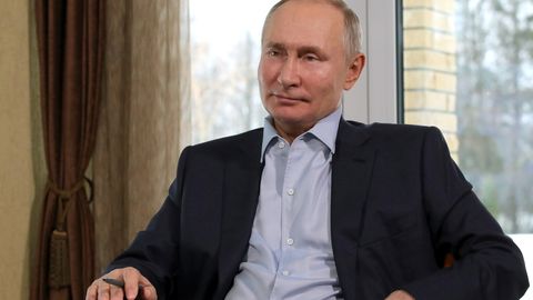 Владимир Путин наградил за «многолетнюю деятельность» 23-летнего сына алигарха