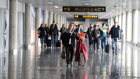 Непростая ситуация в рижском аэропорту: количество желающих вылететь придется ограничить? 