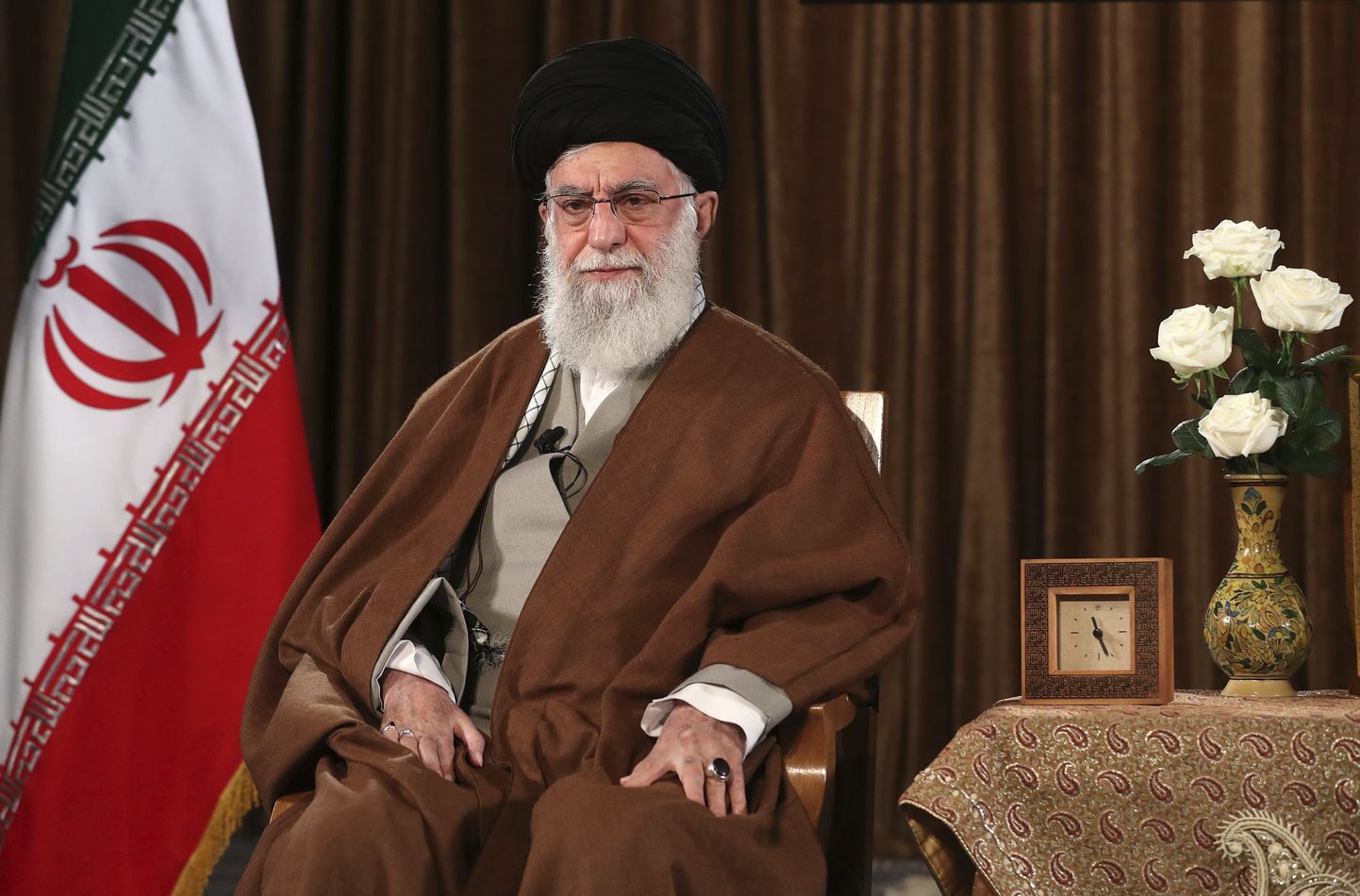 Iraani kõrgeim liider ajatolla Ali Khamenei esinemas riigitelevisioonis pärsia uusaasta ehk Nowruzi puhul.