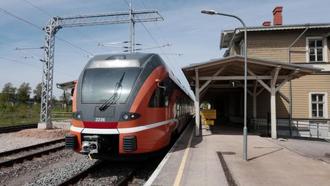 TIIT PARIK ⟩ Kümned miljonid, et rong jõuaks 4 minutit kiiremini – on see praegu mõistlik kulutus?