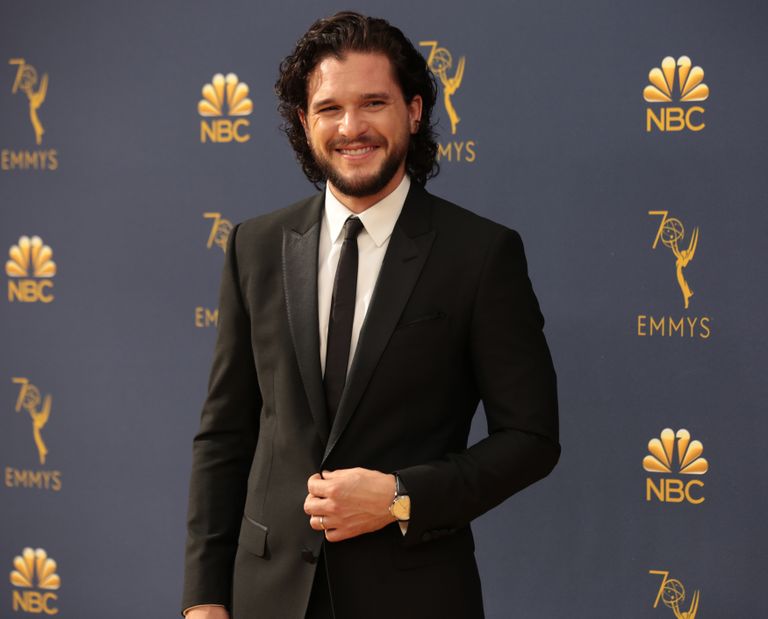Kit Harington septembris 2018 teleauhindade Emmyde jagamisel