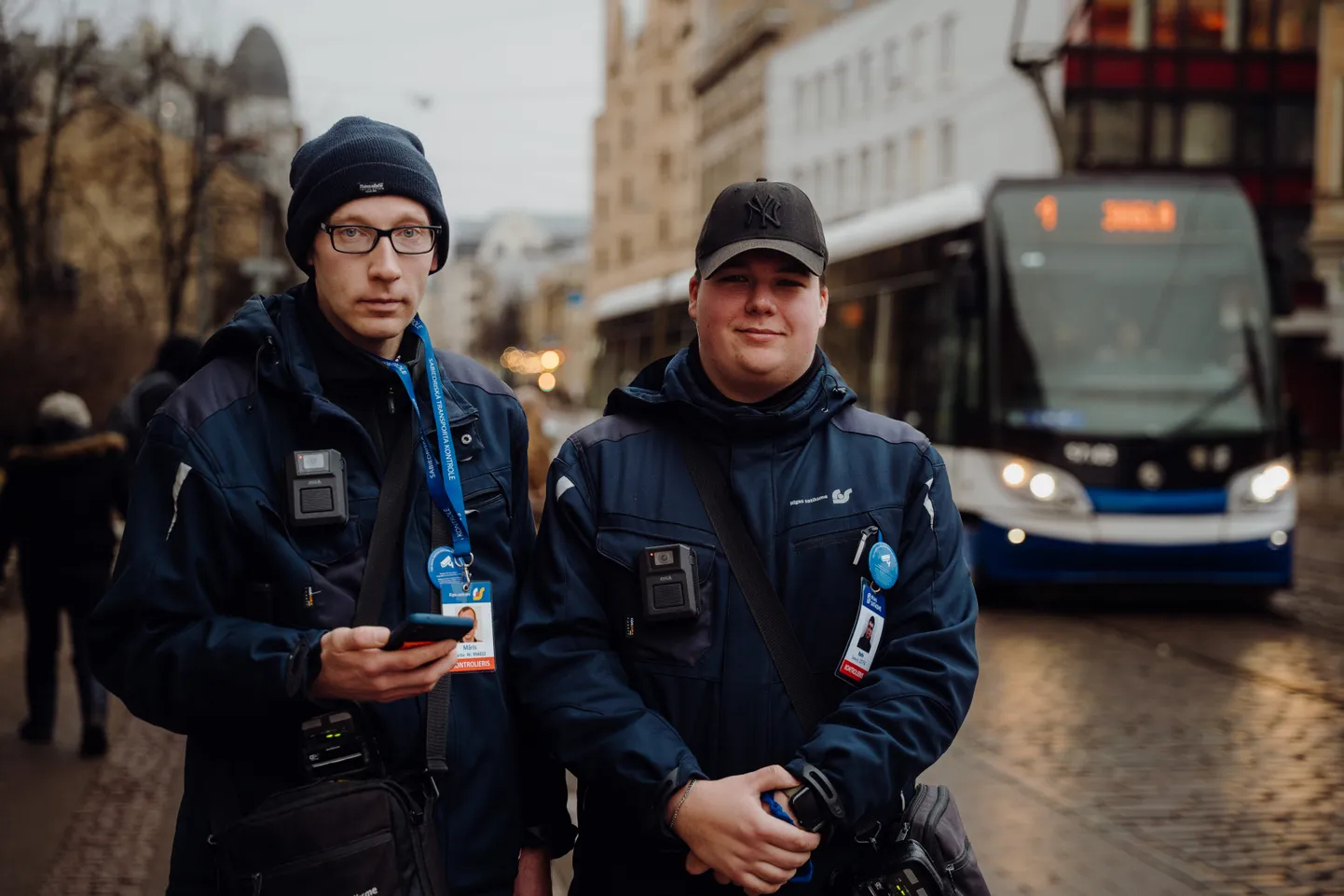 "Rīgas satiksmes" kontrolieri Māris un Ralfs