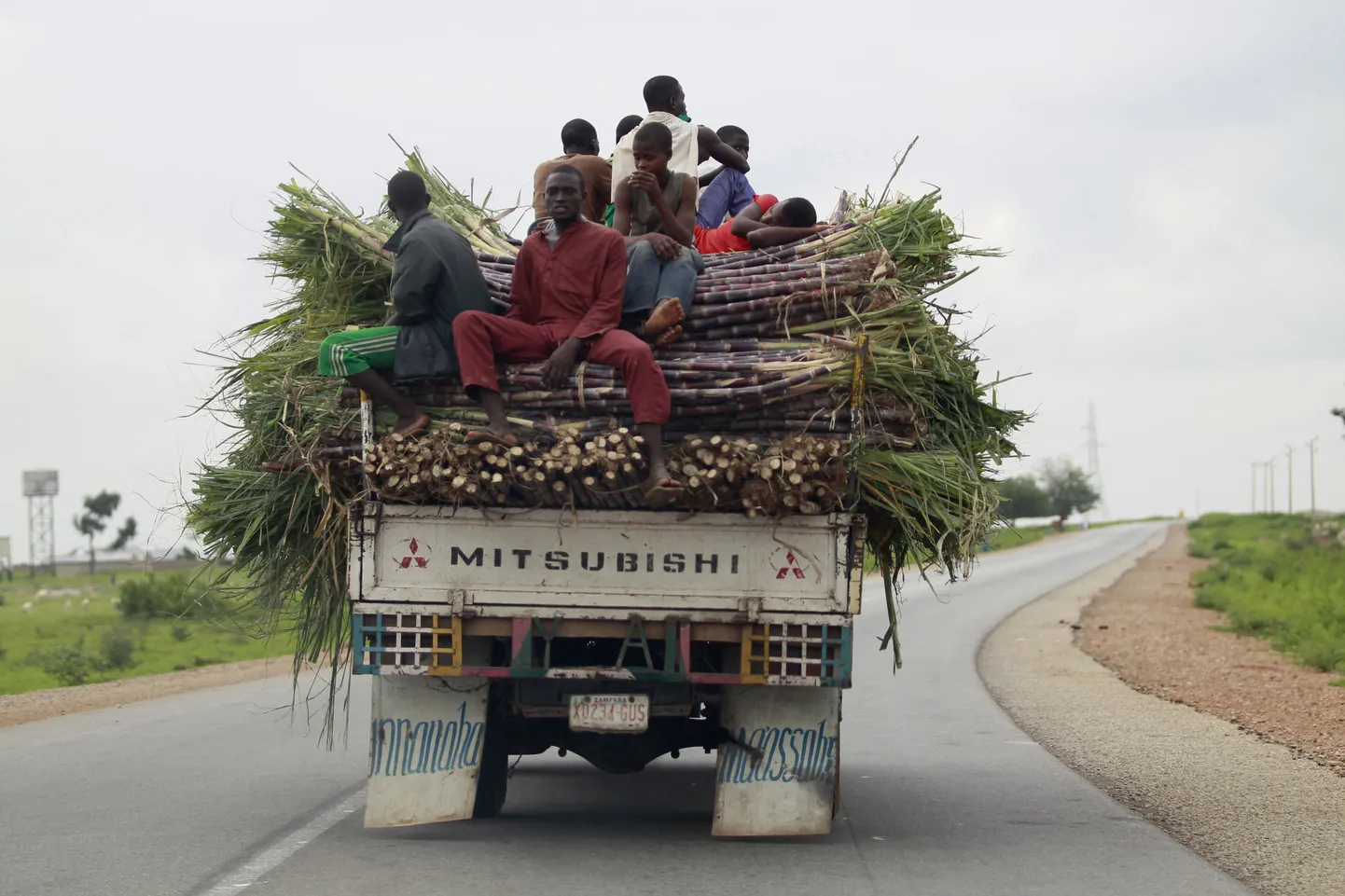 Farmitöölised Zamfara teel.