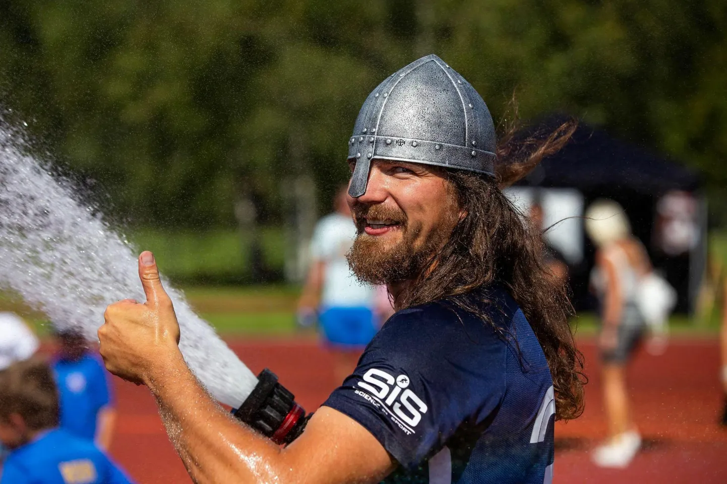 Paide linnameeskonna klubil tuli spordipeol omajagu auhindu vastu võtta. Meeskonna arendus- ja kogukonnajuht Arto Saar (pildil) pälvis sporditegija preemia. Linnameeskonna kui aasta parima võistkonna euroedu oli spordisündmuse preemia vääriline.