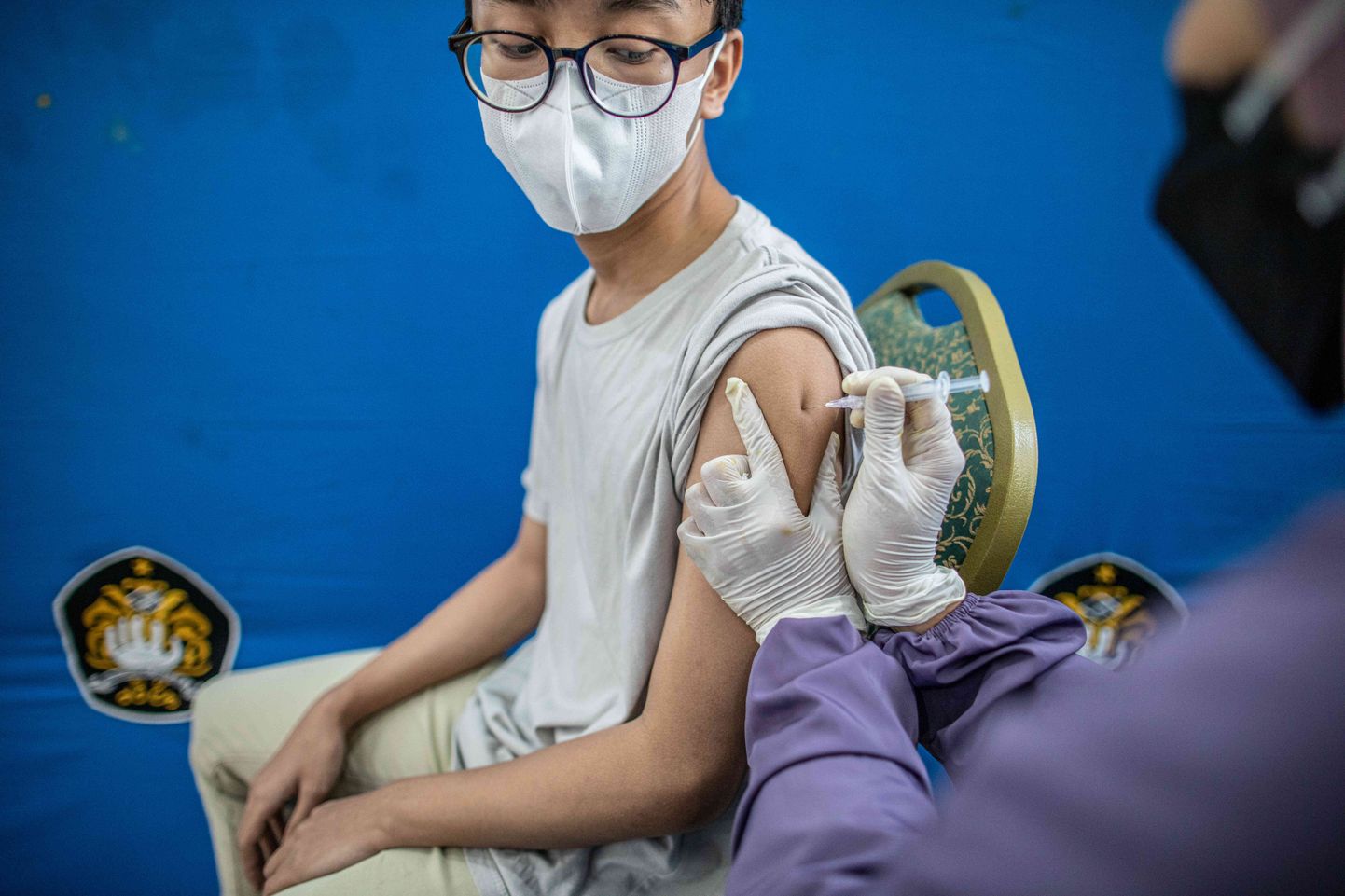 Teismeliste vaktsineerimine Jakartas Indoneesias.