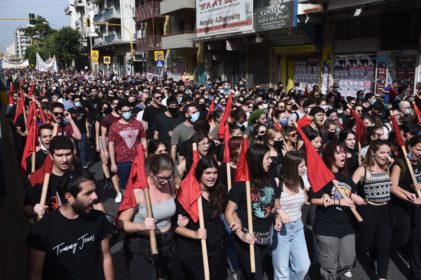 Fašismivastane demonstratsioon Thessaloníki linnas pärast Kuldse Koidiku kuulutamist kriminaalseks organisatsiooniks kohtuotsusega 7. oktoober 2020.