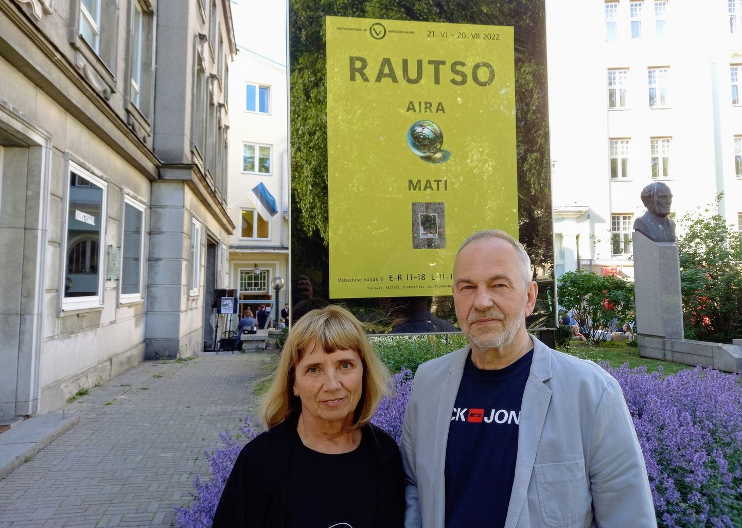 Aira ja Mati Rautso avasid jaanipäeva eel ühisnäituse Vabaduse galeriis. Näitus jääb avatuks 20. juulini.