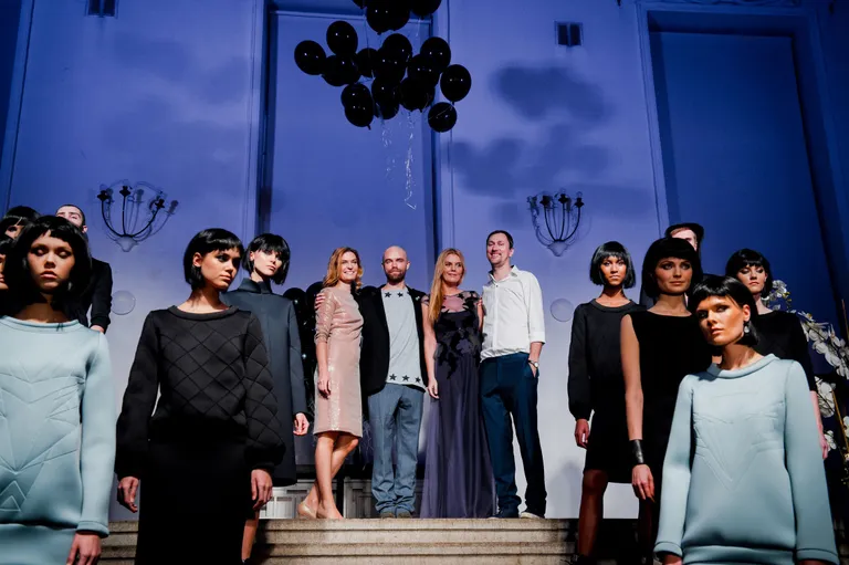 Embassy of Fashion moeshow ja Black Birthday glamuurne publik