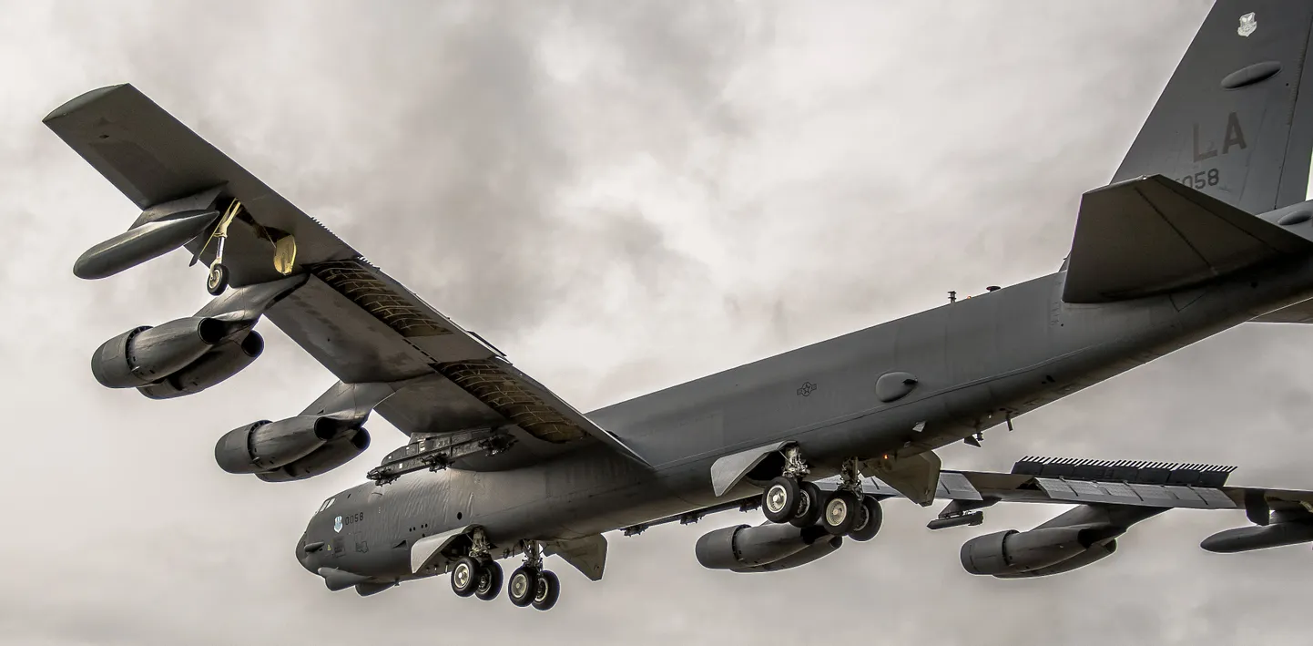 Strateegiline pommitaja B-52.