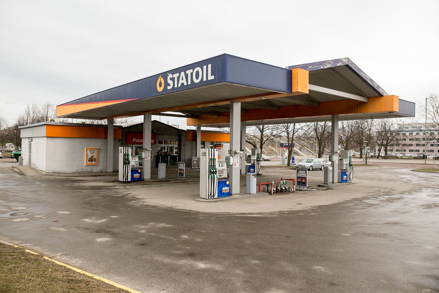 Juulikuus on Statoilil kampaania, kus peab igale kliendile jooki pakkuma.