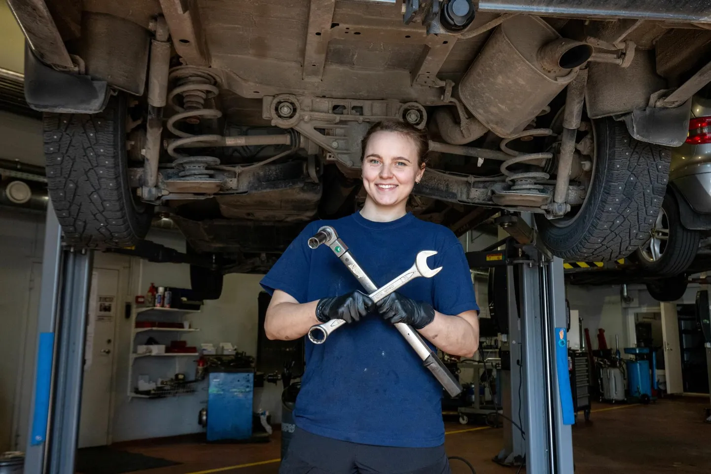 Teiste seas leiab rakendust kaks autotehnikut.