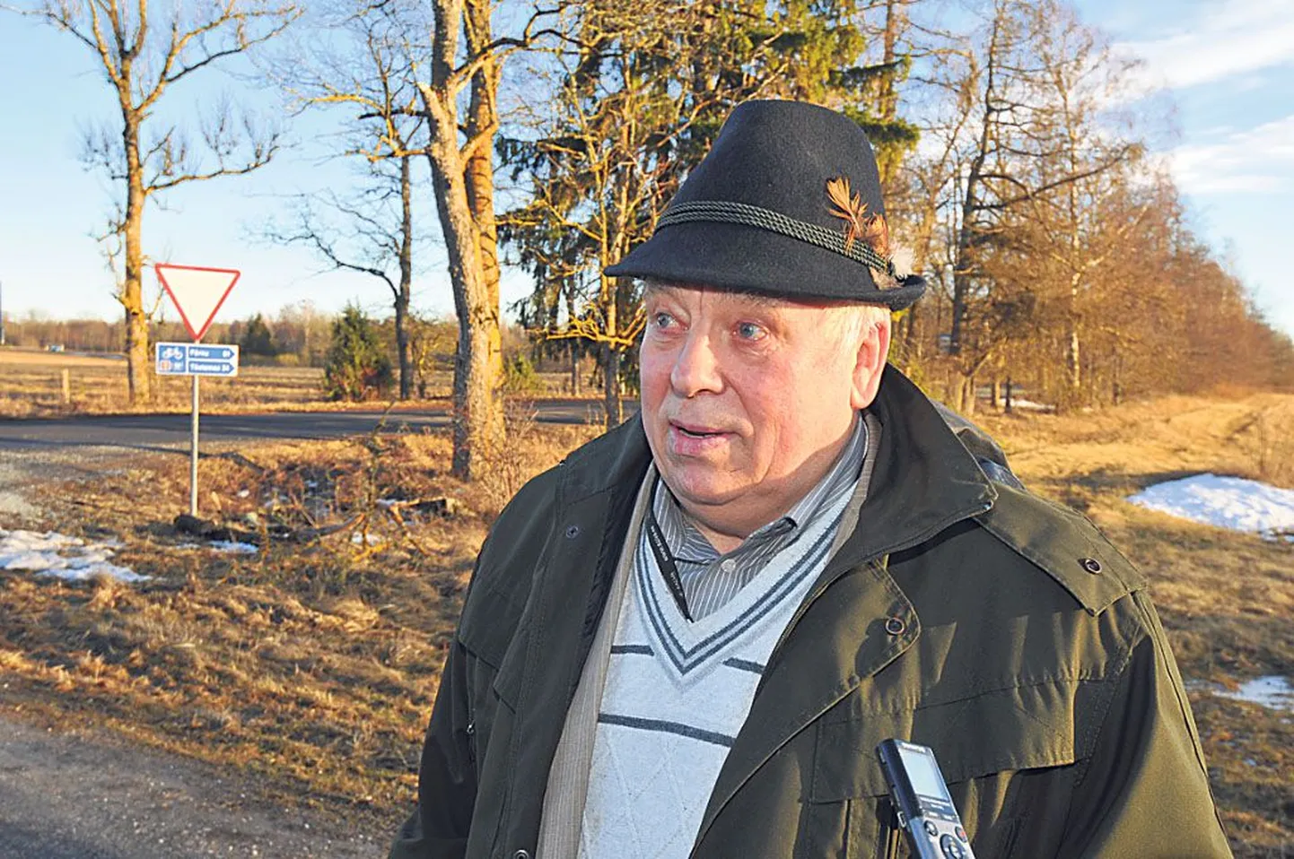 “Küla on tühi sellepärast, et vanad lähevad eest ja noored käivad Soomes tööl,” nendib Kalju Kepp.