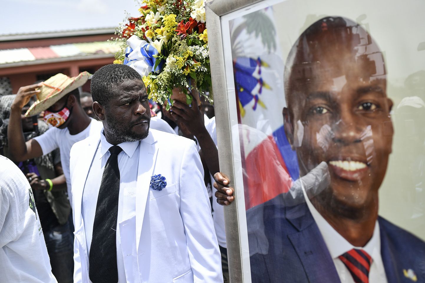 Памятная фотография президента Гаити Жовенеля Моиза.