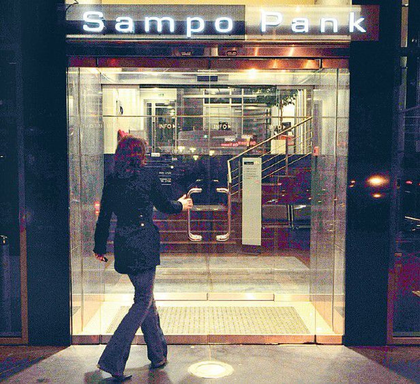 Sampo Pank on viimastel aastatel jõuliselt teiste pankade kliente enda juurde meelitanud, lubades soodsamaid intresse ja teenustasusid.