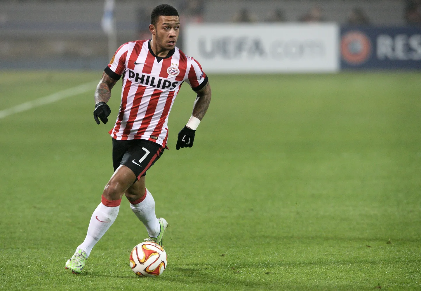 Memphis Depay PSV särgis.