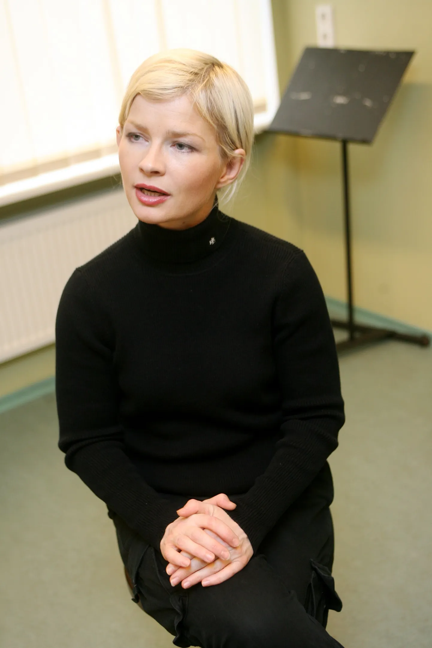 Anu Tali andis intervjuu Vanemuise peadirigendi Mihkel Kütsoni
kabinetis.