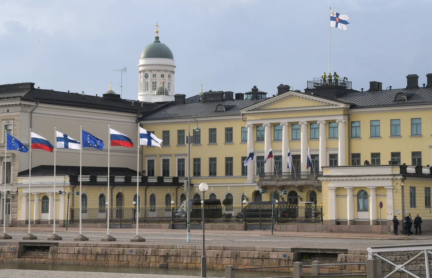 Soome presidendiloss Helsingis. Pilt on illustreeriv.