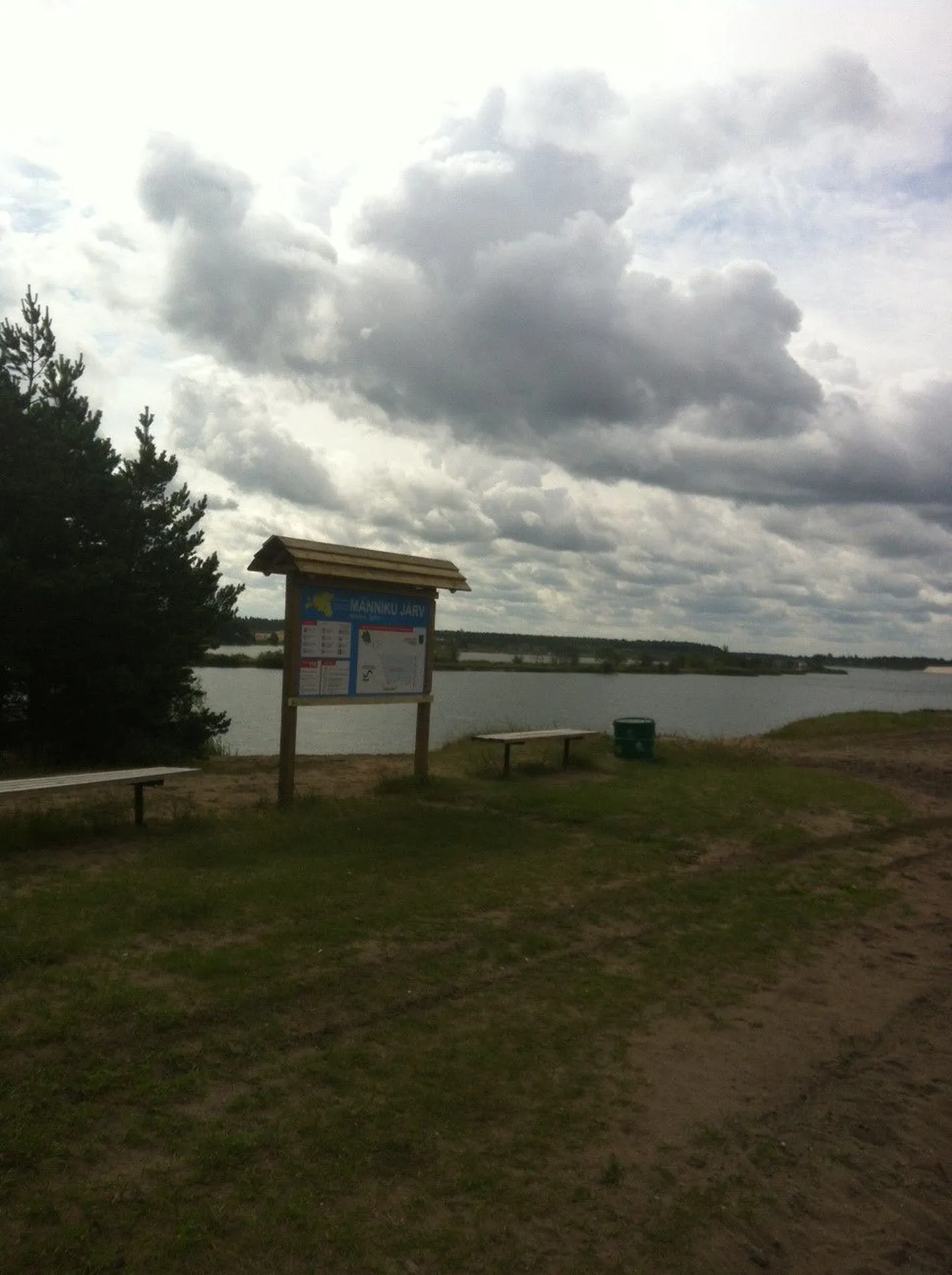 Männiku järv.