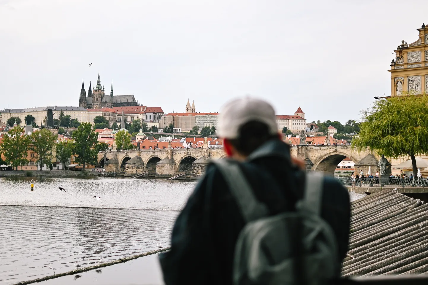 Turist Kesk-Euroopa ühes kuumimas sihtkohas Prahas.