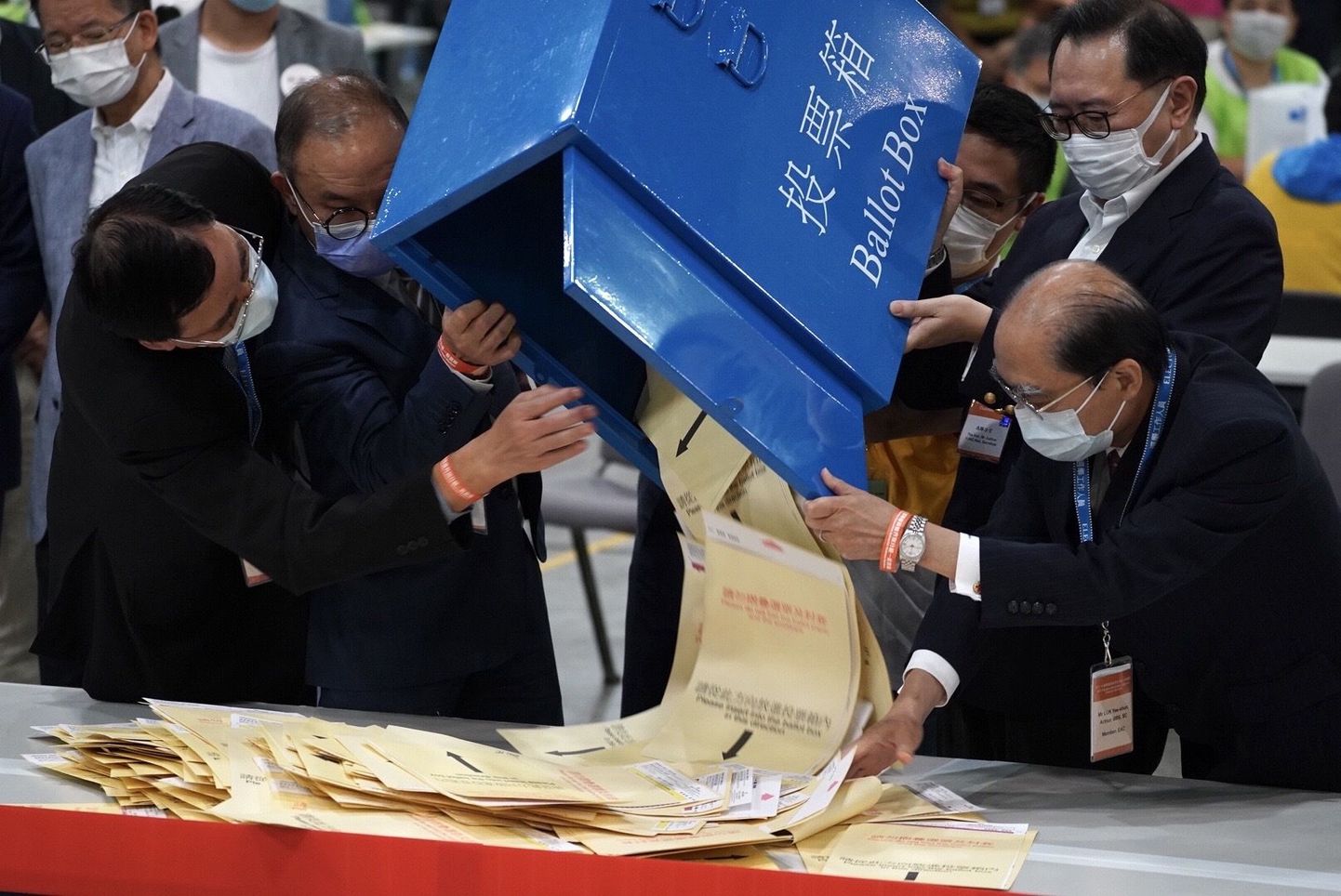 Häältelugemine Hongkongi valimiskomitee valimistel.