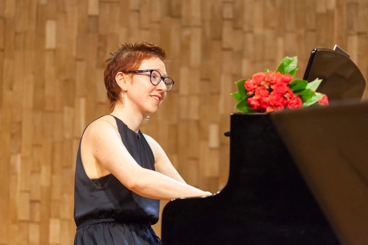 Rohkelt rahvusvahelist tunnustust pälvinud eesti tipppianist Irina Zahharenkova esineb Viljandi vanamuusika festivalil  kavaga "Bach". Kontsert algab kell 19.