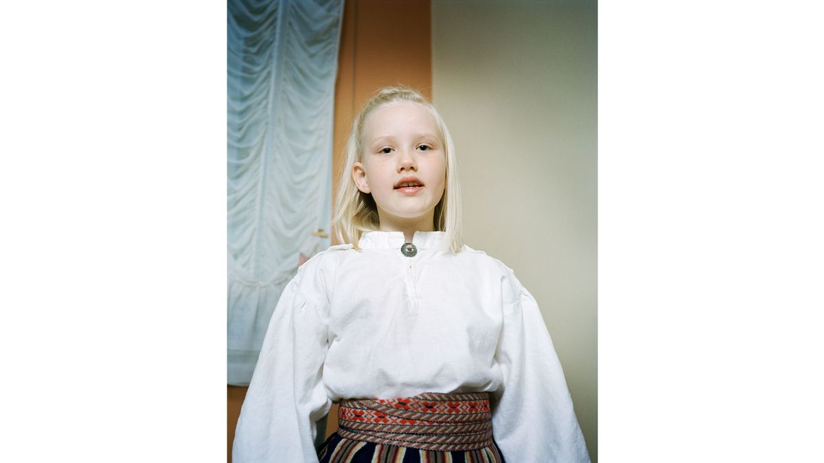 Rahvuslikke laule laulavad kõik eestlased, ka Karoliina Kiivet.