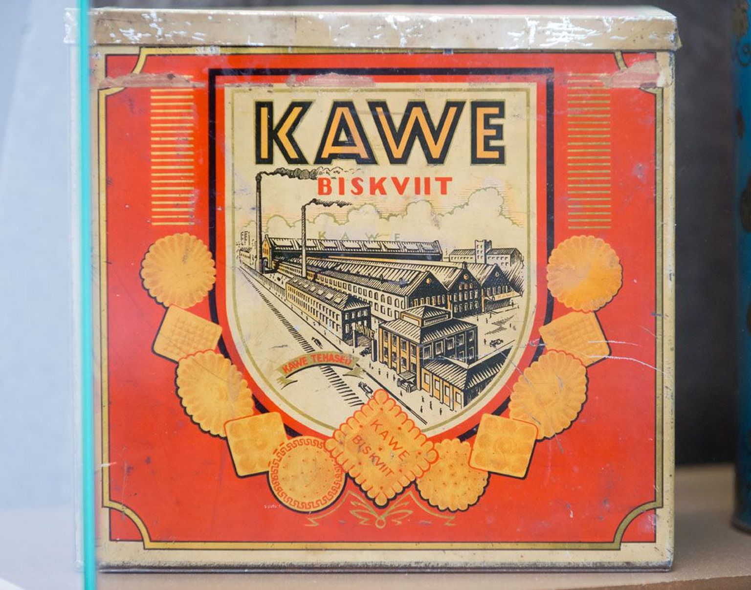 Magusavabrik Kawe arvas, et suur tehasehoone karbil tõestab, et tooted on maitsvad.