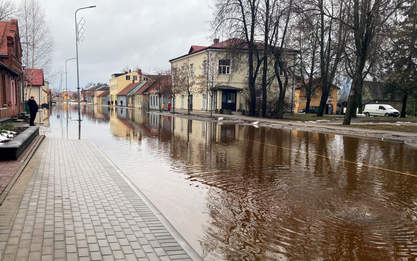 Plūdi Jēkabpilī, kur ūdens līmenis Daugavā 14. janvāra rītā sasniedzis 8,91m.