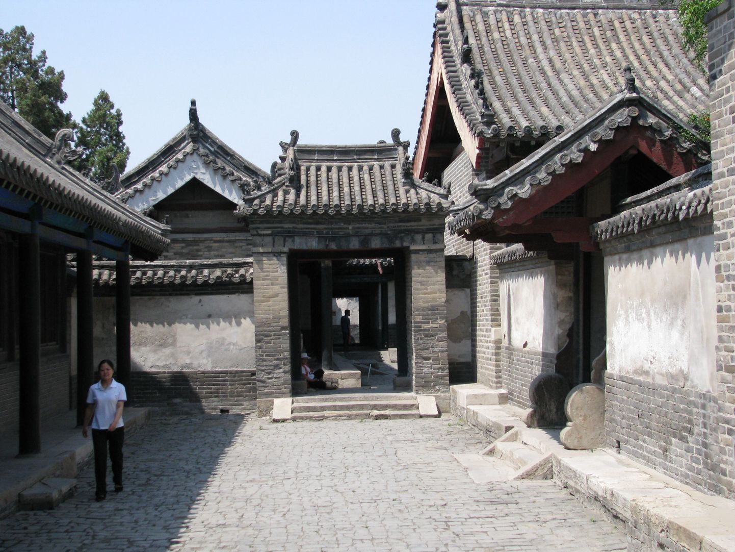 Confutsiuse häärberile ehk rikaste inimeste eluhoonete kompleksile
iseloomulik vaade.