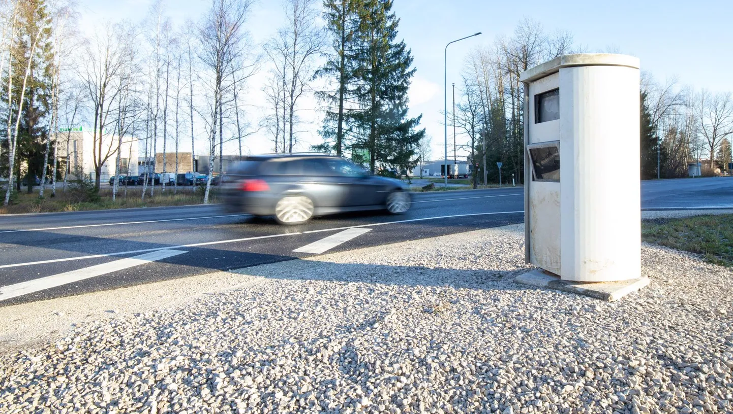 Püsivad kaamerad on siin mail 11 kuuga tuvastanud üle 5000 kiiruseületaja vähem kui mullu samal perioodil.