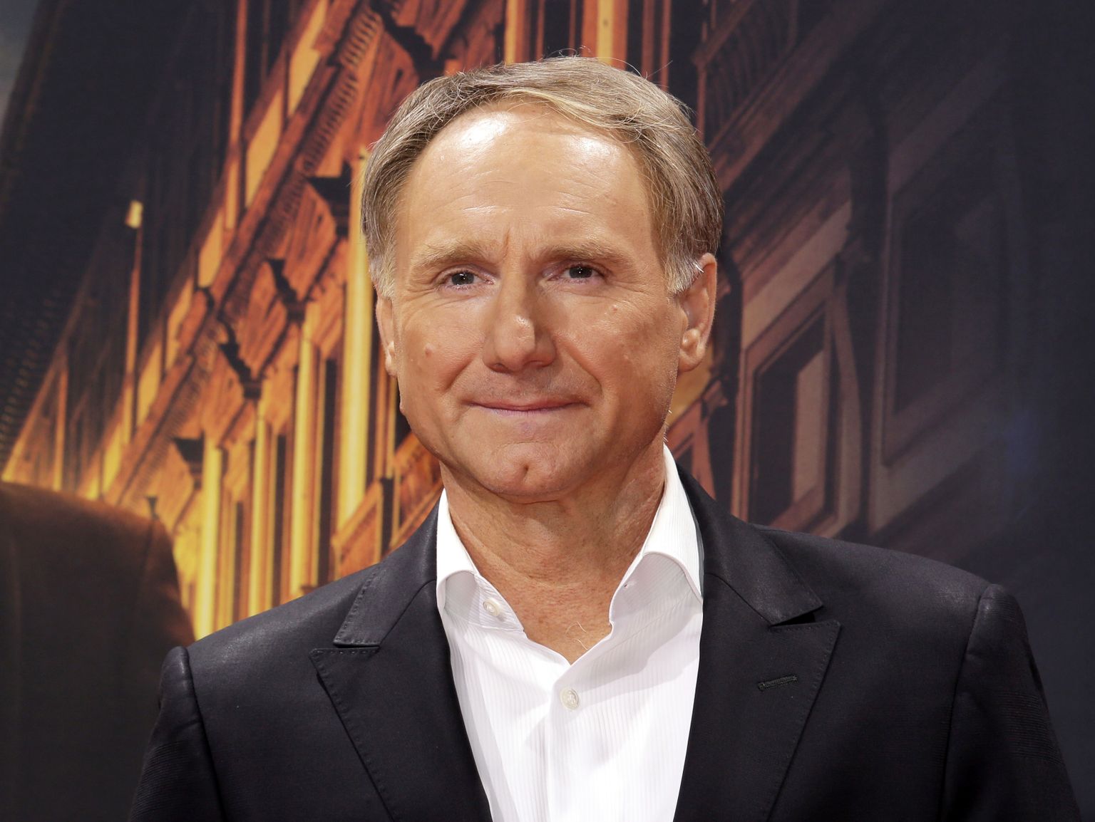 Dan Brown.
