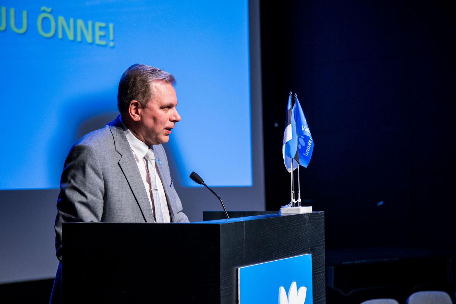 Andres Herkel.