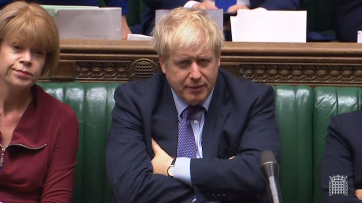 Briti peaminister Boris Johnson kuulab parlamendis Brexiti-arutelu. FOTO: epa/scanpix