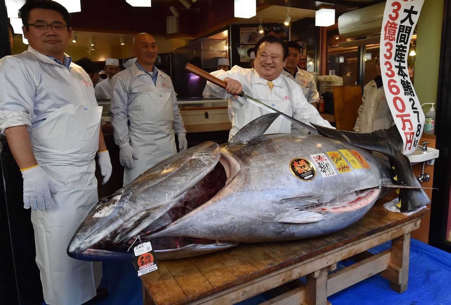 Zivju izsole Tokijas zivju tirgū